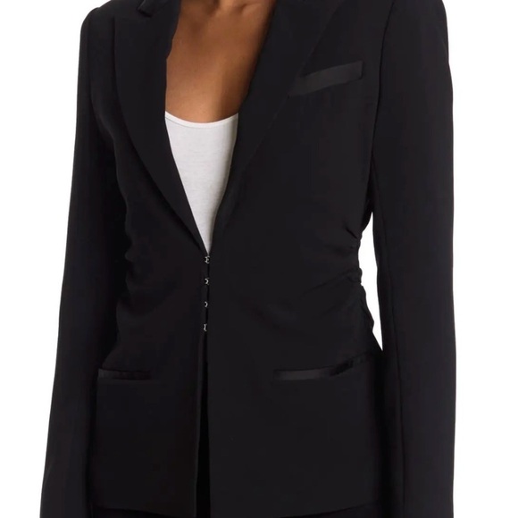 Jonathan Simkhai Women’s NWT Black Eye Closure Ruched Crepe Blazer Size 2 - Picture 4 of 13